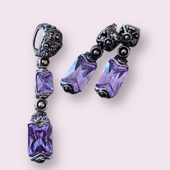 Purple Crystal Earrings and Pendant - Picture 1 of 4
